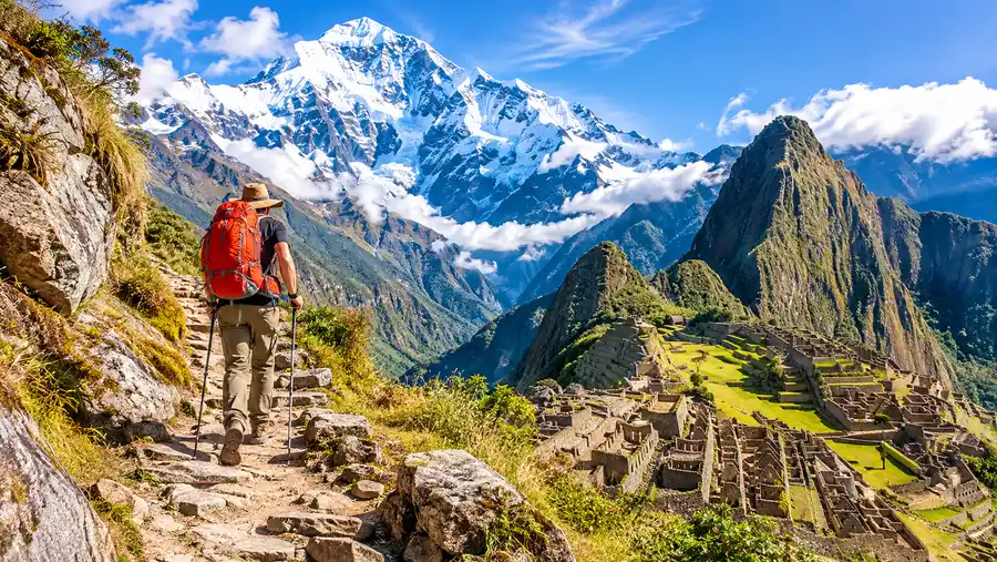 Mapa de la Ruta del Salkantay Trek, Etapas del Sendero y Puntos de Referencia